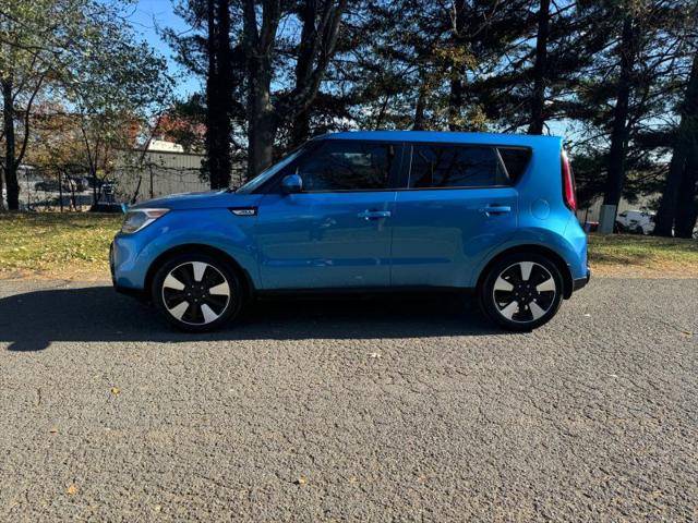 2016 Kia Soul +