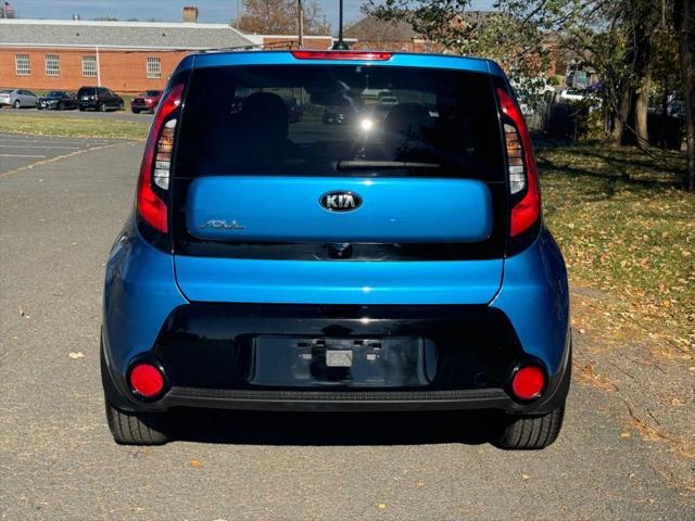 2016 Kia Soul +