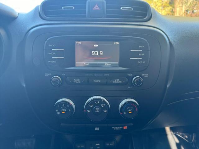 2016 Kia Soul +