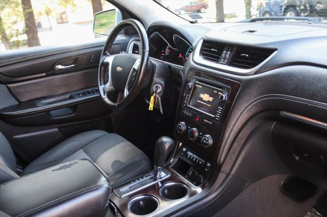 2017 Chevrolet Traverse 1LT
