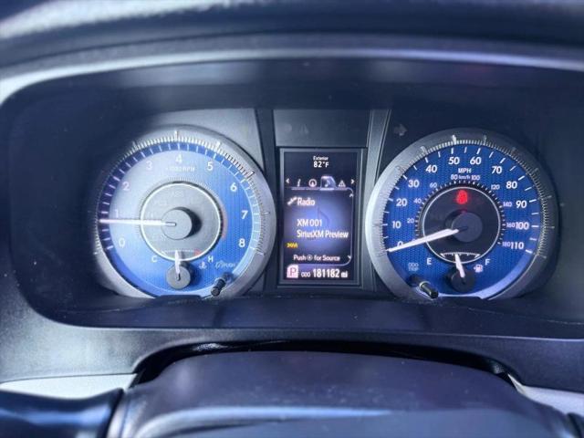 2015 Toyota Sienna XLE 8 Passenger