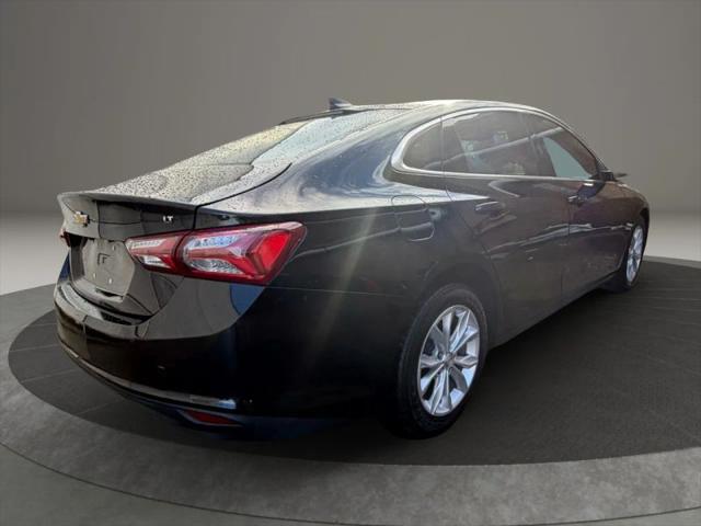 2022 Chevrolet Malibu FWD LT