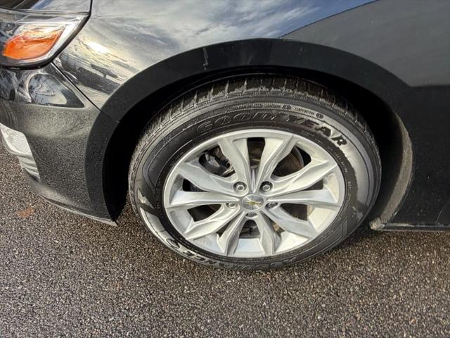2022 Chevrolet Malibu FWD LT
