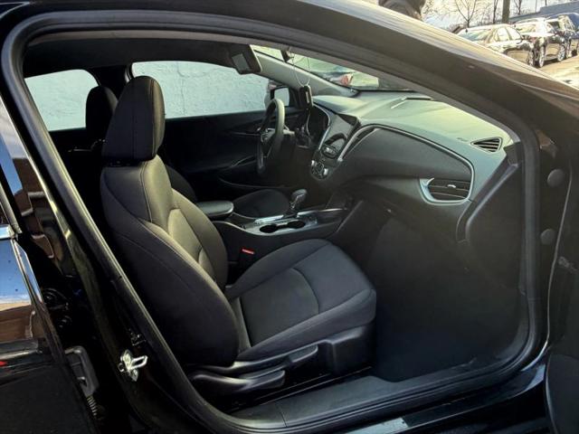 2022 Chevrolet Malibu FWD LT