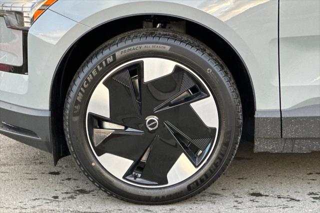 2026 Volvo EX30 Plus Twin Motor Performance, Fully electric