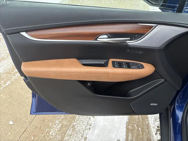 2023 Cadillac XT5 AWD Premium Luxury