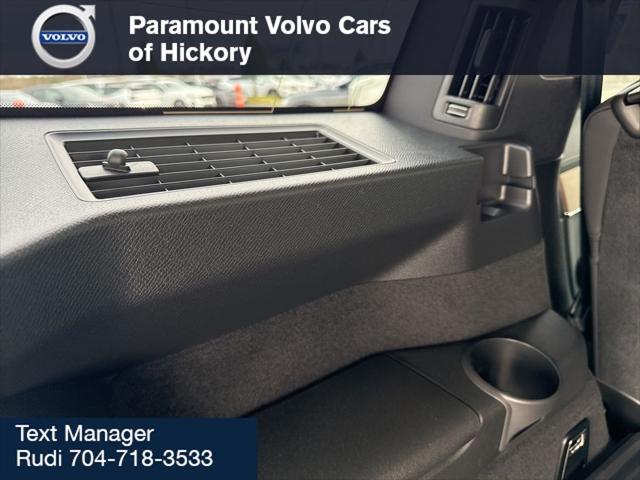 2026 Volvo XC90 Core, B6 AWD Gas (mild hybrid), Gasoline, Bright, 7 Seats
