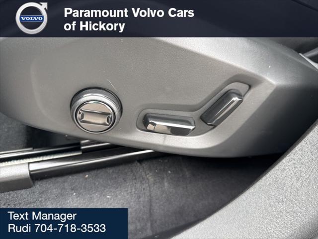 2026 Volvo XC90 Core, B6 AWD Gas (mild hybrid), Gasoline, Bright, 7 Seats