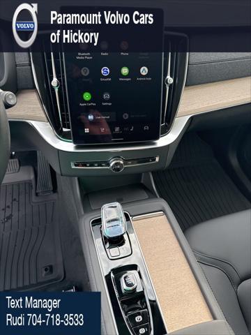 2026 Volvo XC90 Core, B6 AWD Gas (mild hybrid), Gasoline, Bright, 7 Seats