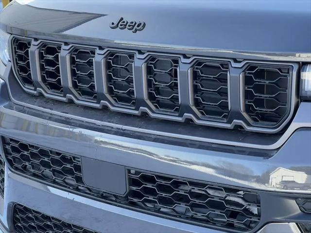 2026 Jeep Grand Cherokee Altitude 4x4