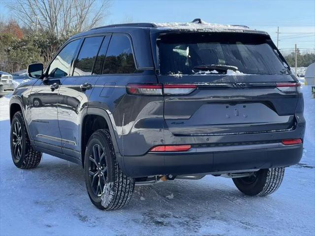2026 Jeep Grand Cherokee Altitude 4x4