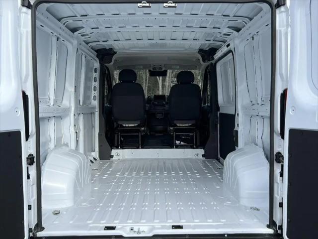 2026 Ram ProMaster Cargo Van Tradesman Low Roof 118" WB w/Pass Seat