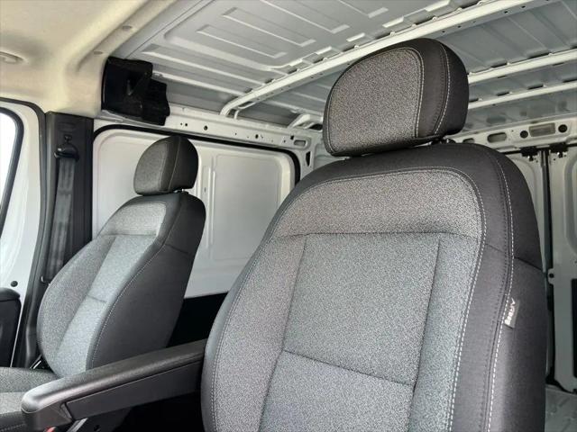 2026 Ram ProMaster Cargo Van Tradesman Low Roof 118" WB w/Pass Seat