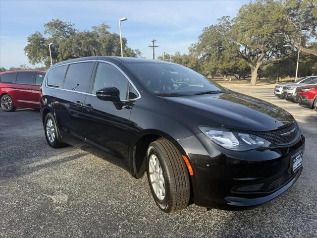 2026 Chrysler Voyager LX