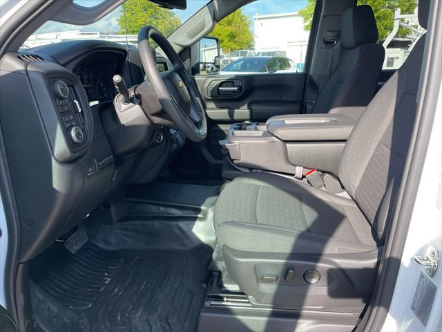 2026 Chevrolet Silverado 3500HD Crew Cab, Long Bed, WT Dual Rear Wheel, RWD
