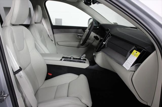2026 Volvo XC90 Plug-In Hybrid Ultra, T8 AWD, Electric/Gasoline, Bright, 7 Seats