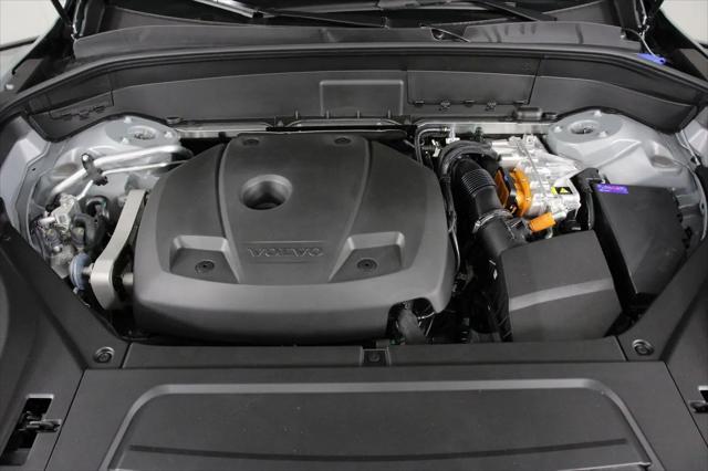 2026 Volvo XC90 Plug-In Hybrid Ultra, T8 AWD, Electric/Gasoline, Bright, 7 Seats