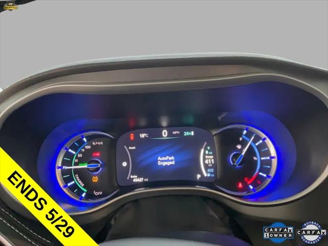 2024 Chrysler Pacifica Hybrid Select