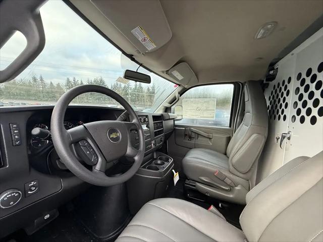 2025 Chevrolet Express Cargo Van RWD 2500 Regular Wheelbase WT