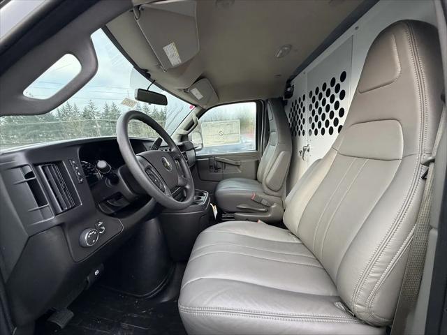 2025 Chevrolet Express Cargo Van RWD 2500 Regular Wheelbase WT