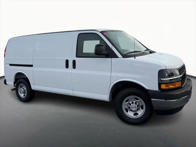 2025 Chevrolet Express Cargo Van RWD 2500 Regular Wheelbase WT