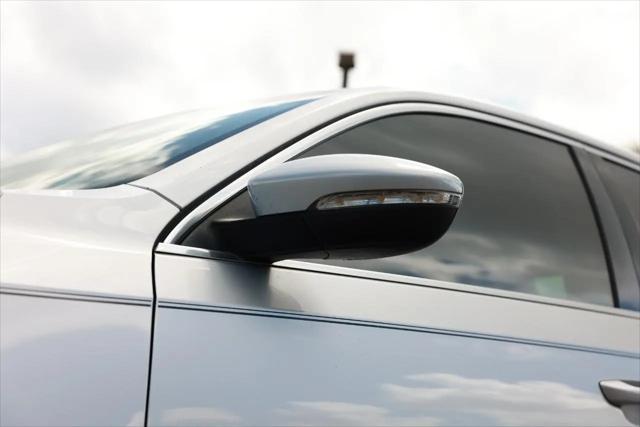 2016 Volkswagen Passat 1.8T SE