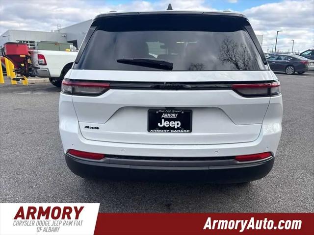 2026 Jeep Grand Cherokee Altitude 4x4