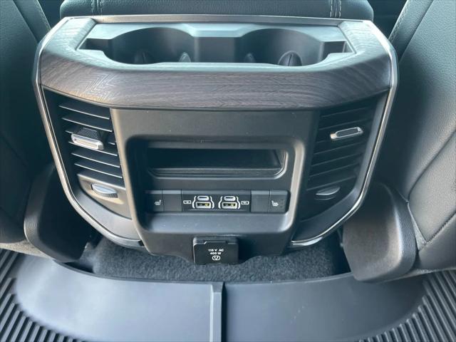 2026 Ram 1500 Laramie Crew Cab 4x4 5'7" Box