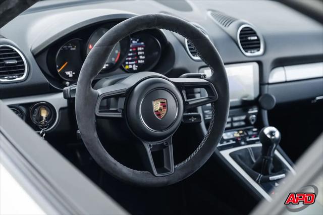 2020 Porsche 718 Cayman GT4