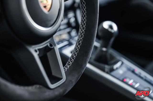 2020 Porsche 718 Cayman GT4