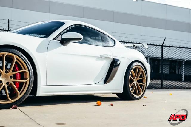 2020 Porsche 718 Cayman GT4