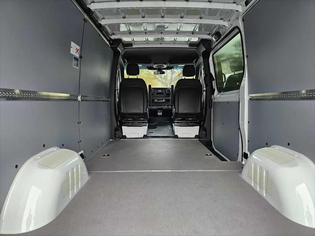 2026 Mercedes-Benz Sprinter 2500 Standard Roof 4-Cyl Diesel HO