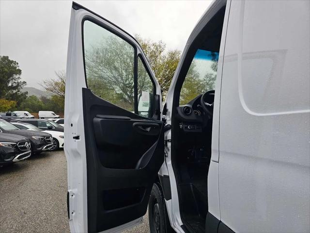 2026 Mercedes-Benz Sprinter 2500 Standard Roof 4-Cyl Diesel HO