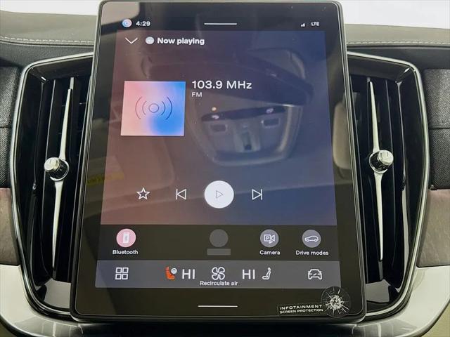 2026 Volvo XC90 Plug-In Hybrid Ultra, T8 AWD, Electric/Gasoline, Bright, 7 Seats
