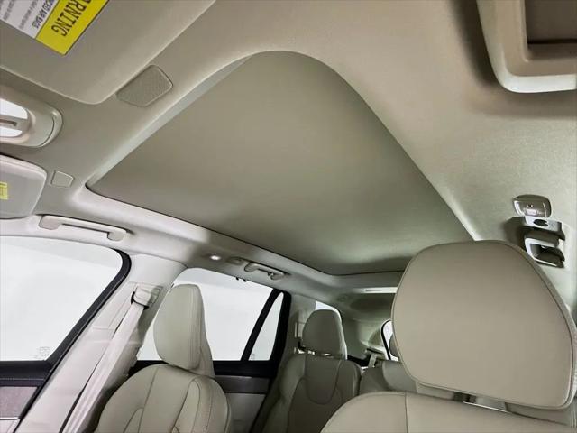 2026 Volvo XC90 Plug-In Hybrid Ultra, T8 AWD, Electric/Gasoline, Bright, 7 Seats