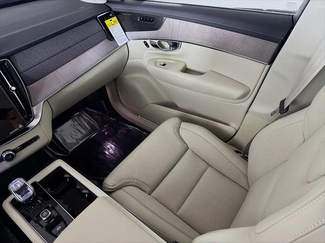 2026 Volvo XC90 Plug-In Hybrid Ultra, T8 AWD, Electric/Gasoline, Bright, 7 Seats