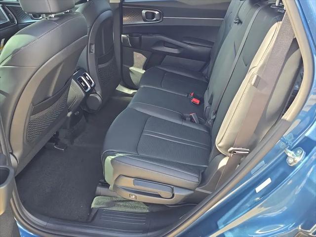 2026 Kia Sorento Hybrid EX AWD