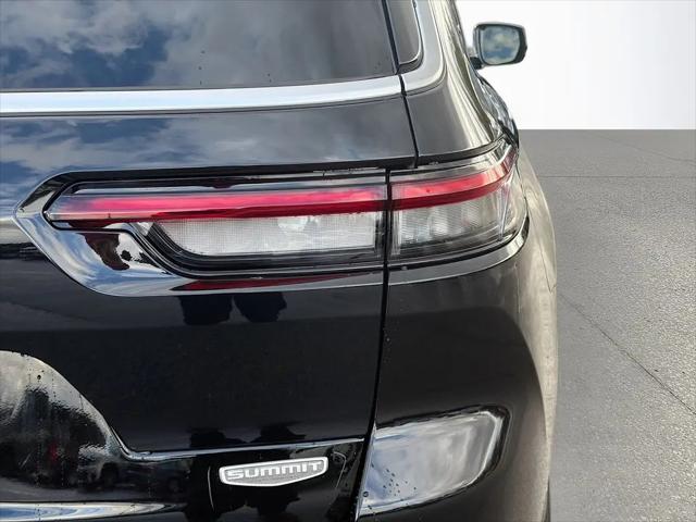 2025 Jeep Grand Cherokee L Summit 4x4