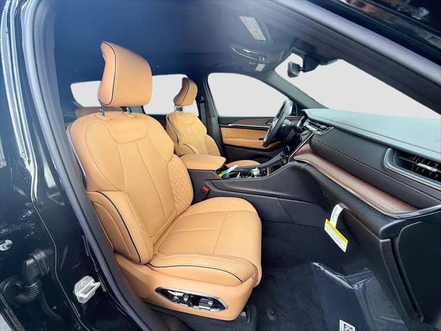 2025 Jeep Grand Cherokee L Summit 4x4
