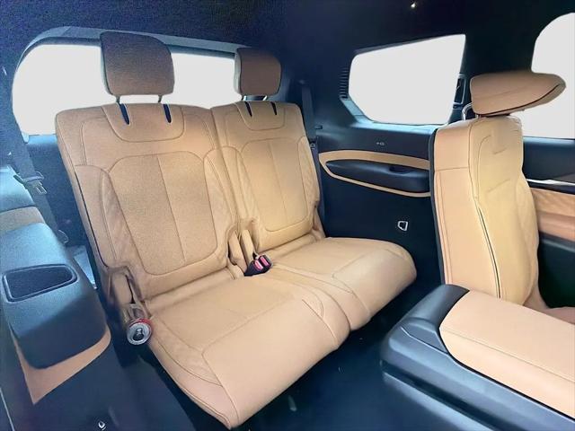 2025 Jeep Grand Cherokee L Summit 4x4