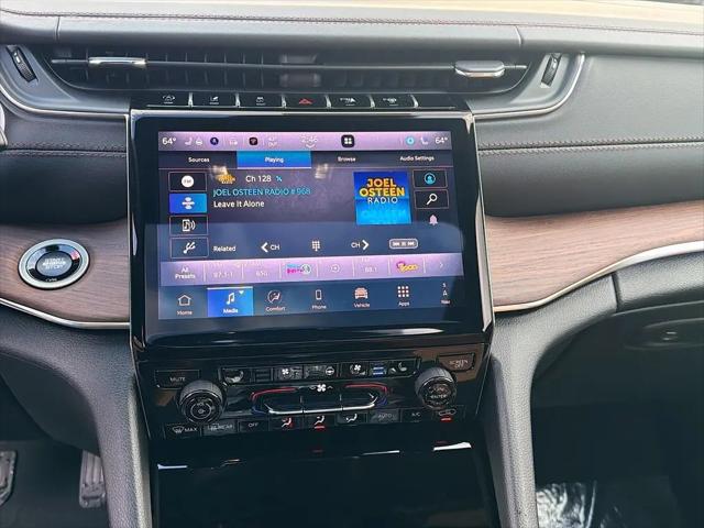 2025 Jeep Grand Cherokee L Summit 4x4