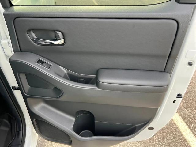 2026 Nissan Frontier Crew Cab SV 4x2