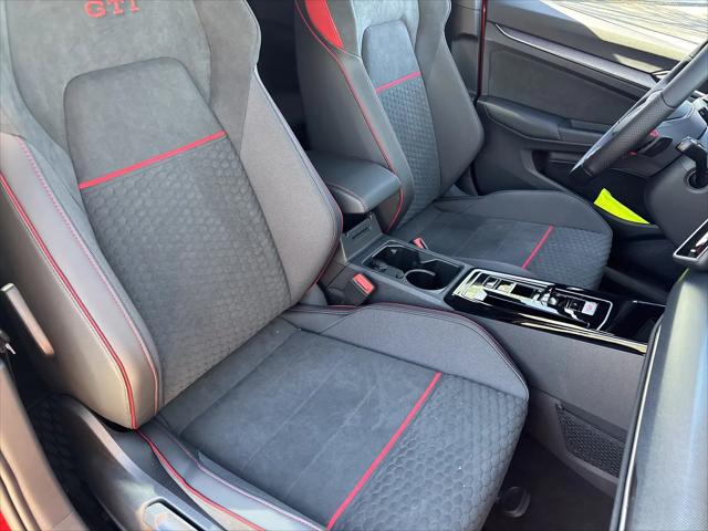 2026 Volkswagen Golf GTI SE