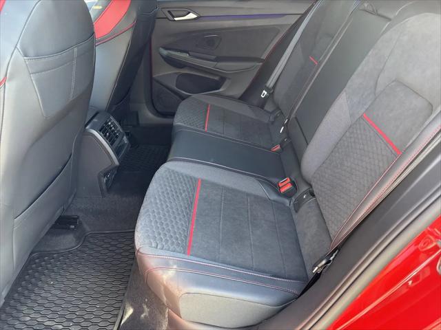 2026 Volkswagen Golf GTI SE