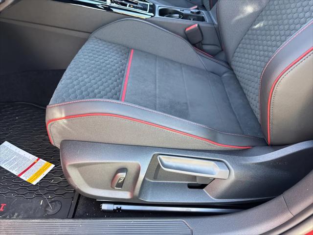 2026 Volkswagen Golf GTI SE
