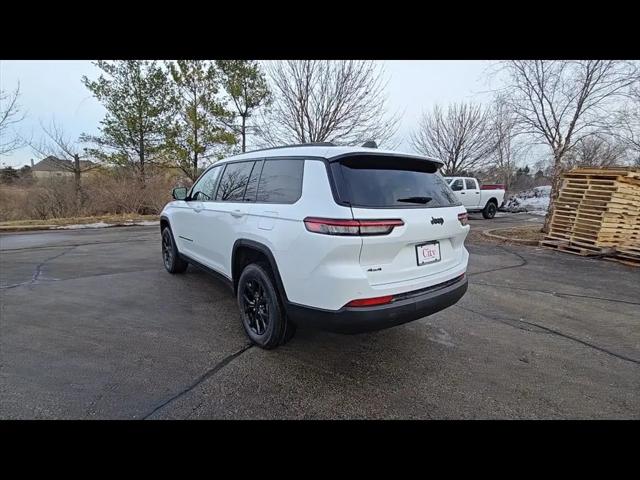 2025 Jeep Grand Cherokee L Altitude 4x4