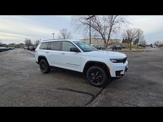 2025 Jeep Grand Cherokee L Altitude 4x4