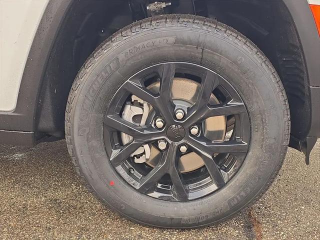 2025 Jeep Grand Cherokee L Altitude 4x4