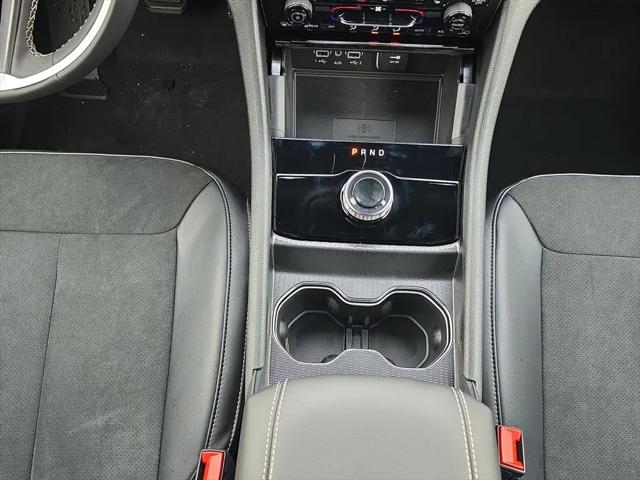 2025 Jeep Grand Cherokee L Altitude 4x4