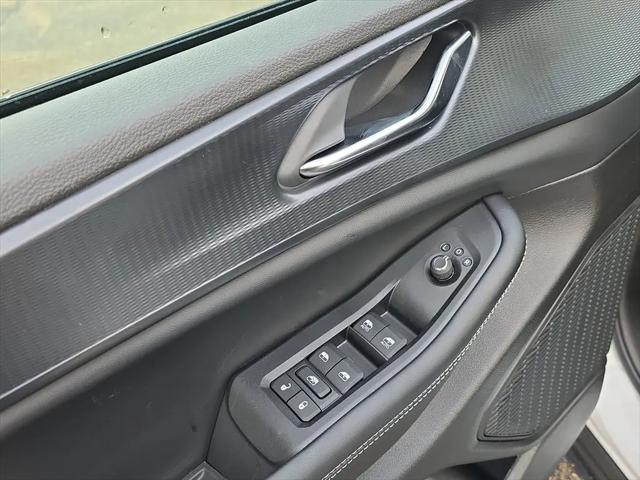 2025 Jeep Grand Cherokee L Altitude 4x4